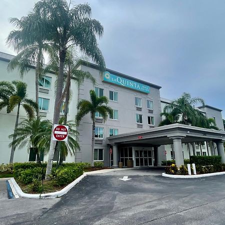 La Quinta Inn & Suites By Wyndham Sawgrass Sunrise Eksteriør billede