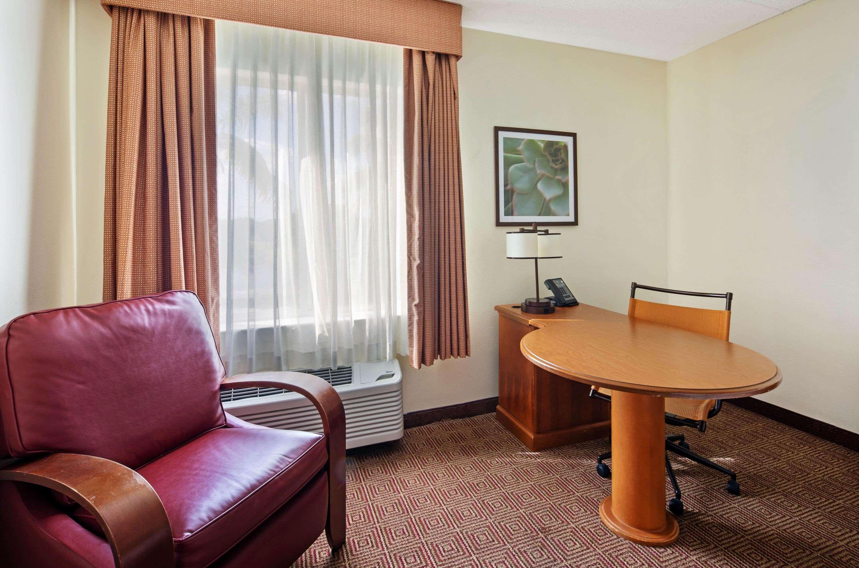 La Quinta Inn & Suites By Wyndham Sawgrass Sunrise Eksteriør billede