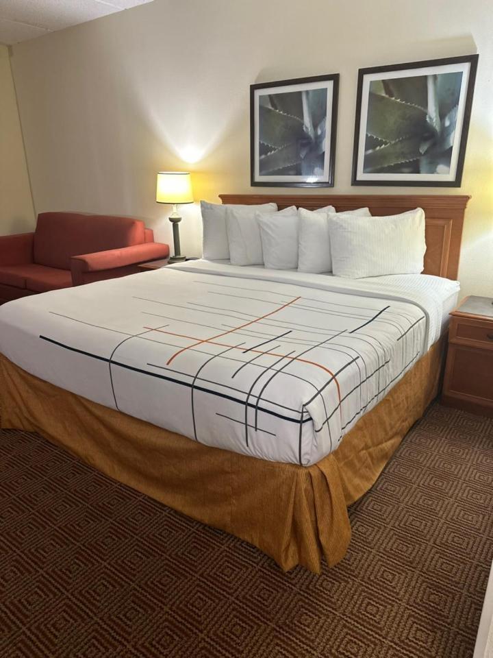 La Quinta Inn & Suites By Wyndham Sawgrass Sunrise Eksteriør billede
