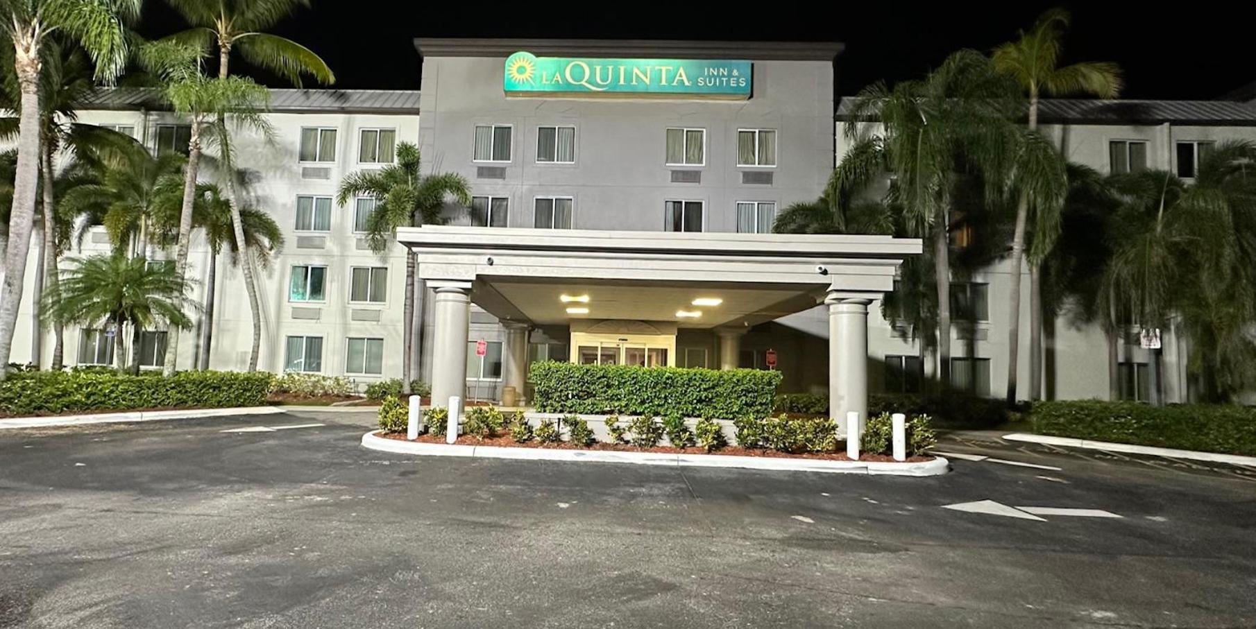 La Quinta Inn & Suites By Wyndham Sawgrass Sunrise Eksteriør billede